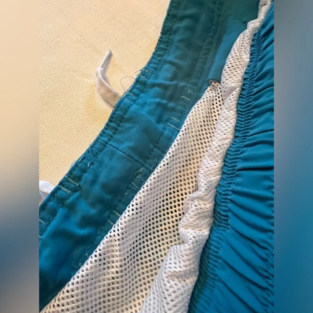 Newport Blue Men’s tropical island Beach Palm Tree Blue swim trunks shorts - Picture 6 of 9